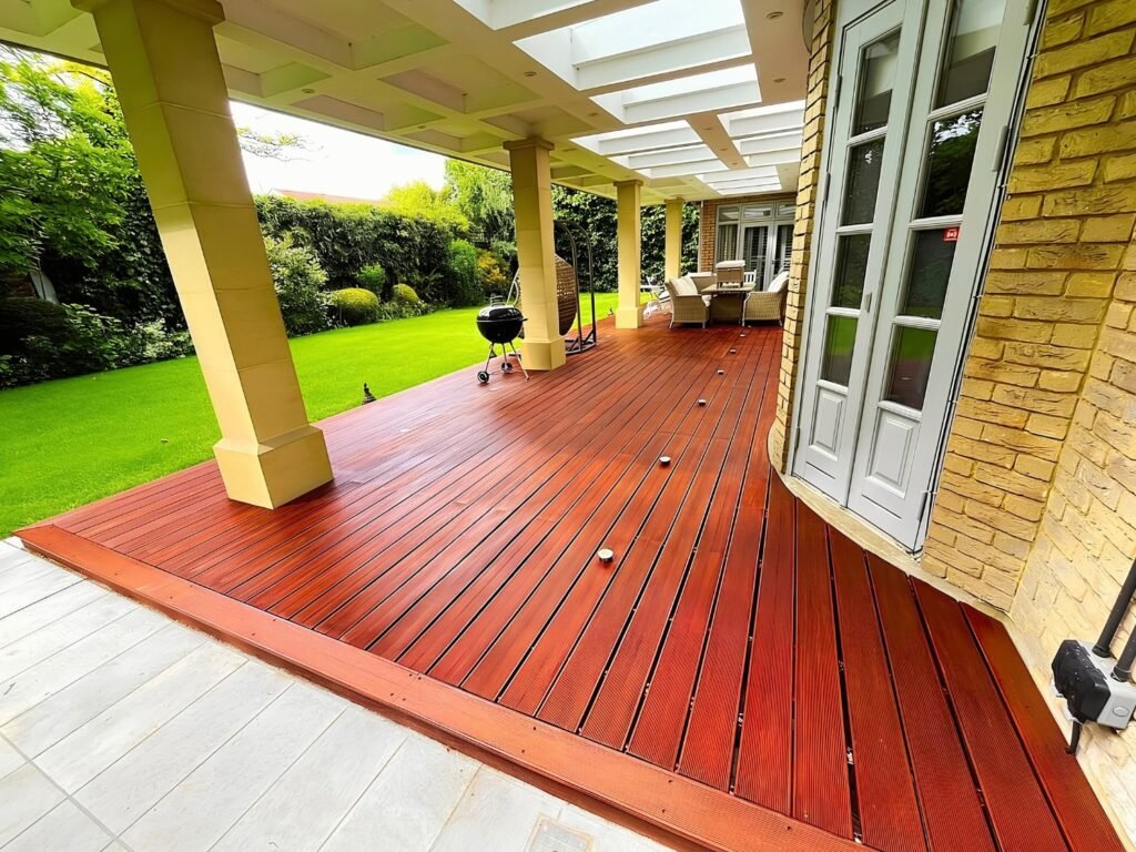 Planting, Decking and Lawn Restoration carried out by Lyuven Garden Maintenance services in Kingston Upon Thames, London.