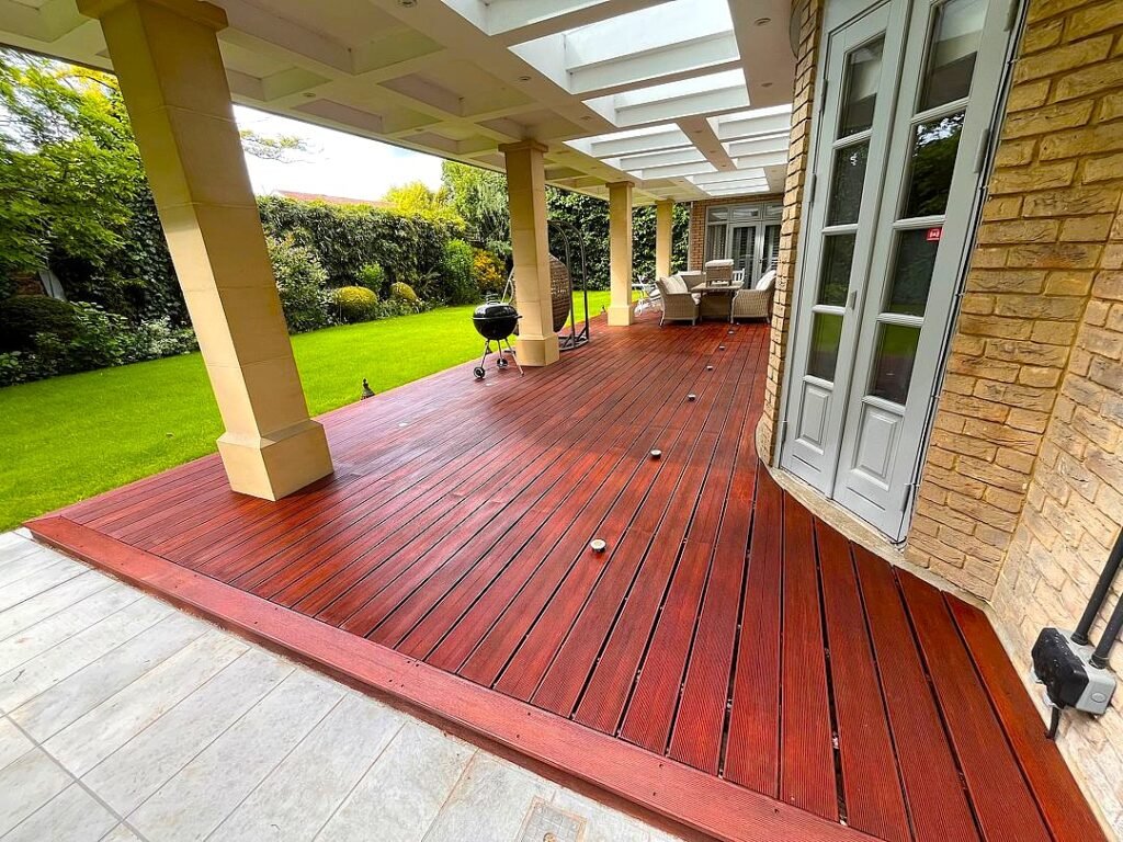 Planting, Decking and Lawn Restoration carried out by Lyuven Garden Maintenance services in Kingston Upon Thames, London.